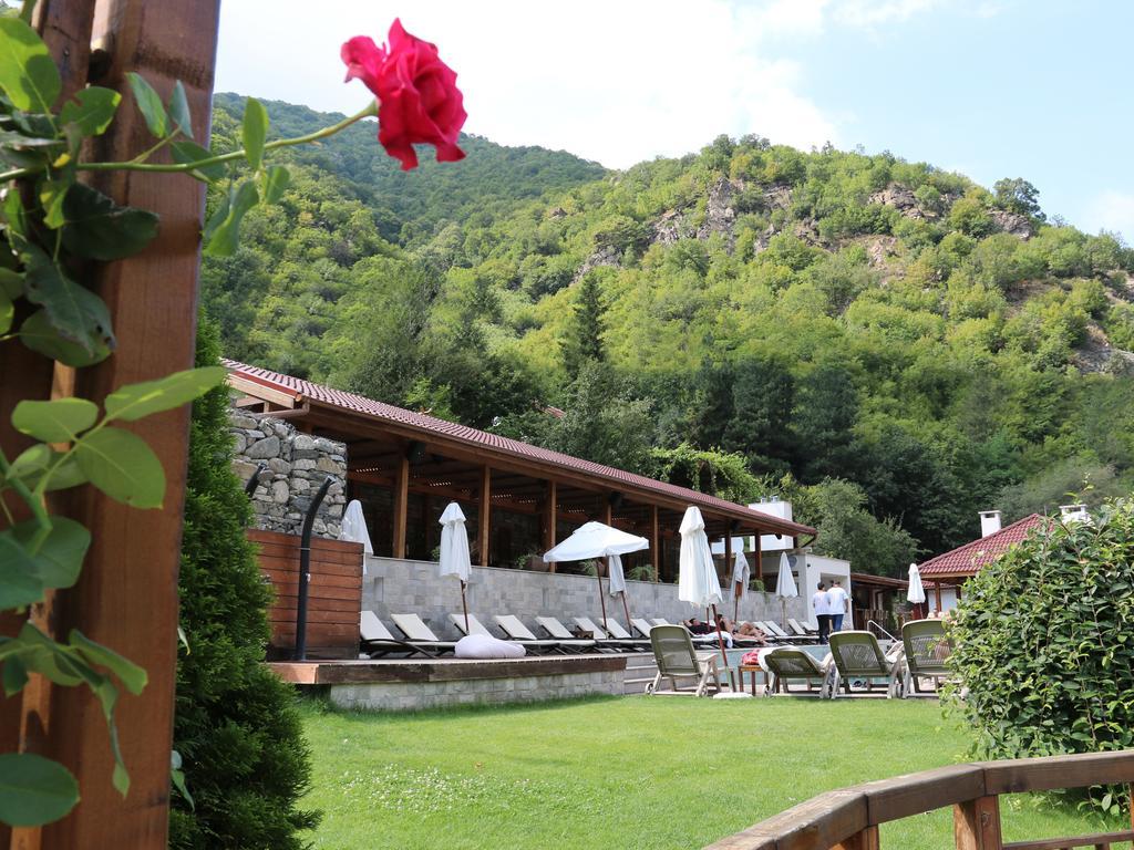 Aqua Varvara Hotel Vetren Dol ภายนอก รูปภาพ