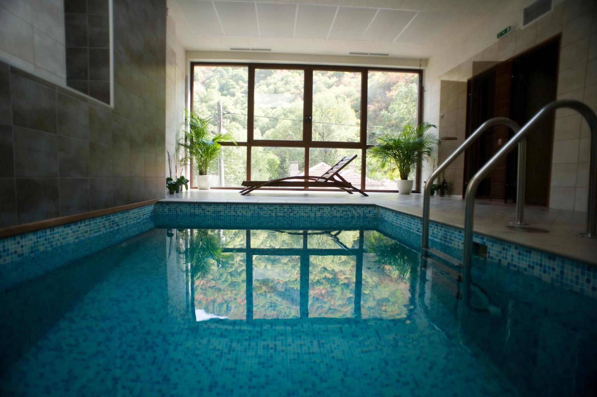 Aqua Varvara Hotel Vetren Dol ภายนอก รูปภาพ
